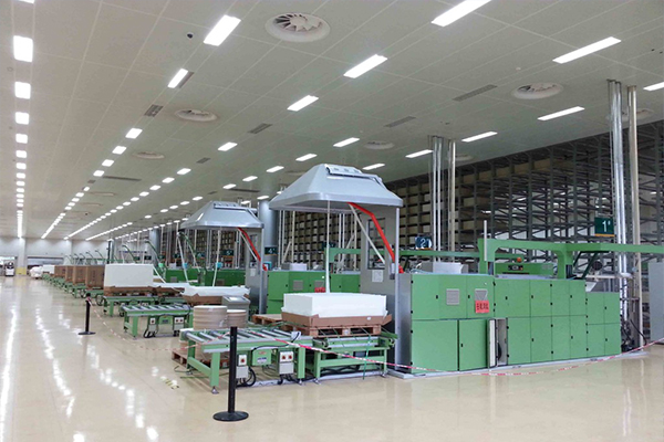 貴陽卷煙廠多聯(lián)機房采用可調(diào)式阻尼彈簧<a href='http://m.mao3.net' target='_blank'><u>減震器</u></a>